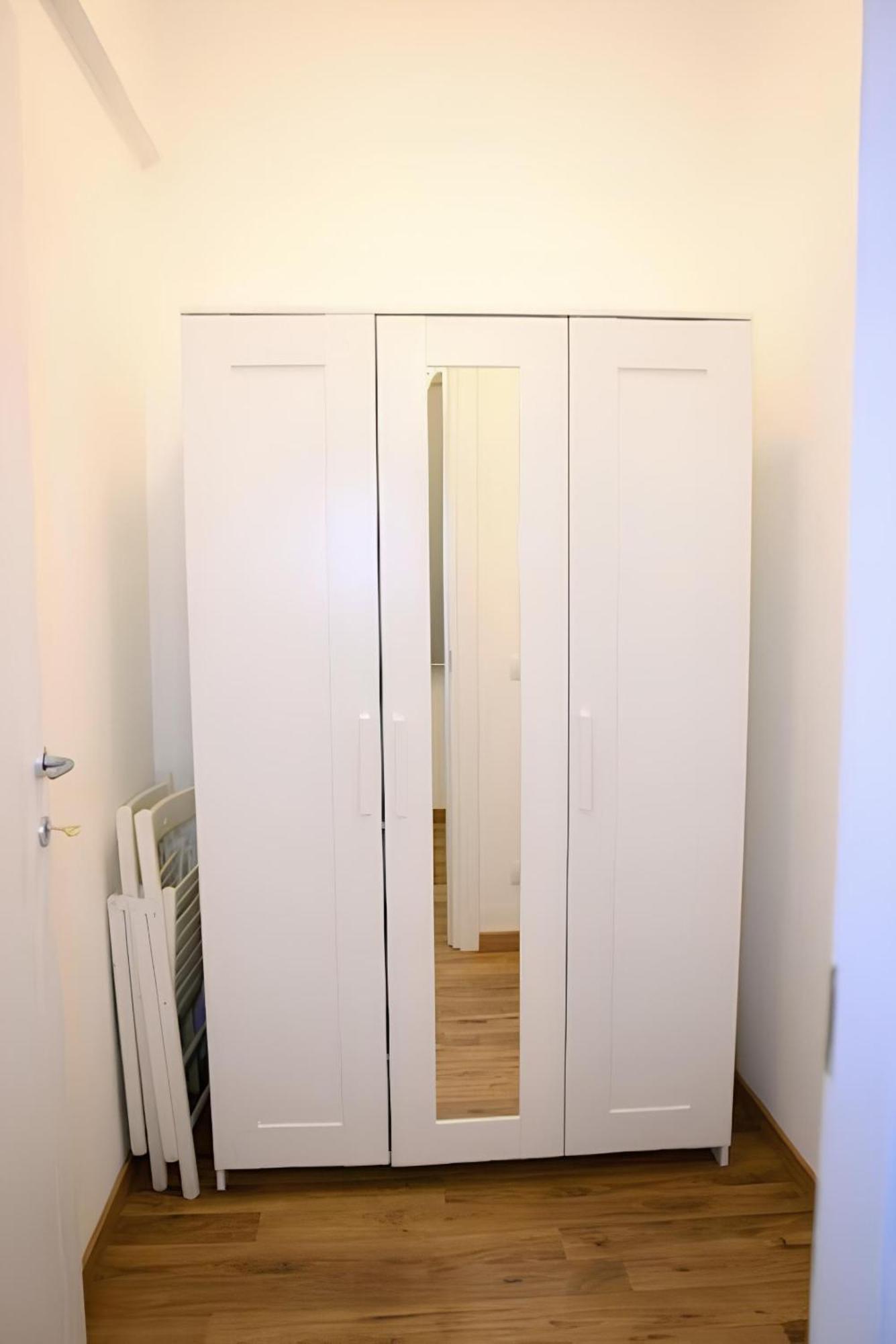 Апартаменты Vuel Sea View House -10 Minutes From The Airport Фьюмичино Экстерьер фото